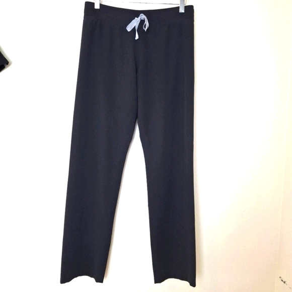 Figs Set of Black Livingston Scrub Pants & Casma Top Size XS - Picture 6 of 12